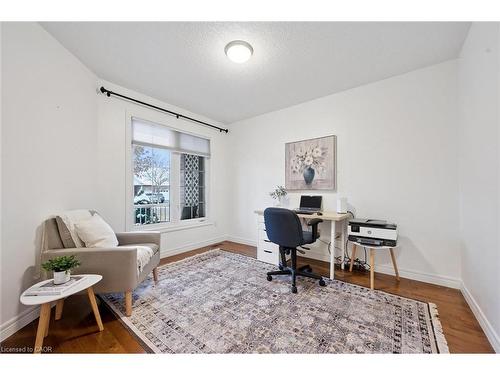 92 Schroder Crescent, Guelph, ON - Indoor Photo Showing Other Room