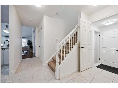 92 Schroder Crescent, Guelph, ON - Indoor Photo Showing Other Room