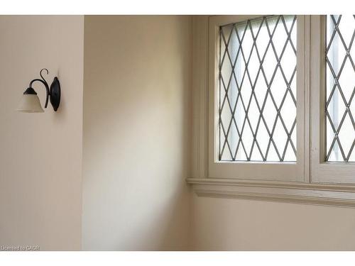 36 Mountwood Avenue, Hamilton, ON - Indoor Photo Showing Other Room