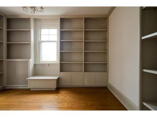 36 Mountwood Avenue, Hamilton, ON - Indoor Photo Showing Other Room