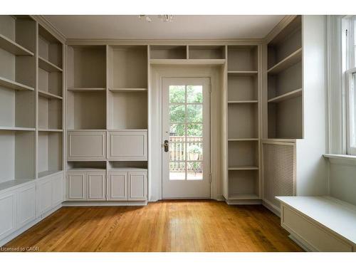 36 Mountwood Avenue, Hamilton, ON - Indoor