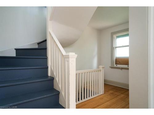 36 Mountwood Avenue, Hamilton, ON - Indoor Photo Showing Other Room
