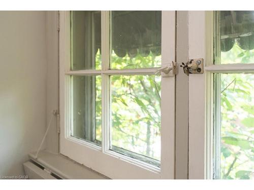 36 Mountwood Avenue, Hamilton, ON - Indoor Photo Showing Other Room