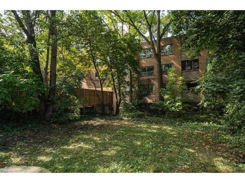 36 Mountwood Avenue, Hamilton, ON - Outdoor