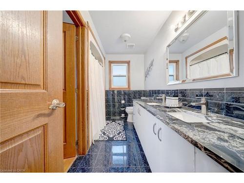 22 Caswell Drive, Hamilton, ON - Indoor