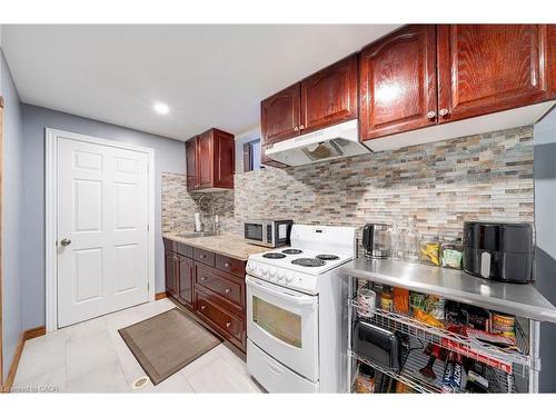 22 Caswell Drive, Hamilton, ON - Indoor Photo Showing Kitchen