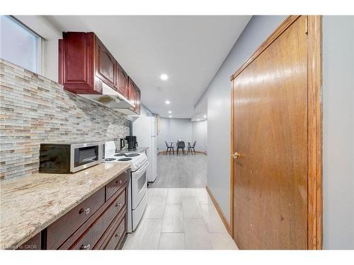 22 Caswell Drive, Hamilton, ON - Indoor