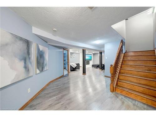 22 Caswell Drive, Hamilton, ON - Indoor Photo Showing Other Room