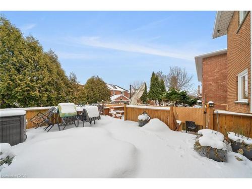 22 Caswell Drive, Hamilton, ON - Outdoor