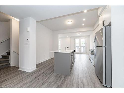 8-99 Roger Street, Waterloo, ON - Indoor