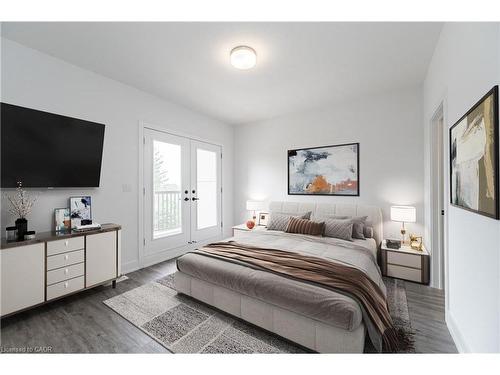 8-99 Roger Street, Waterloo, ON - Indoor Photo Showing Bedroom