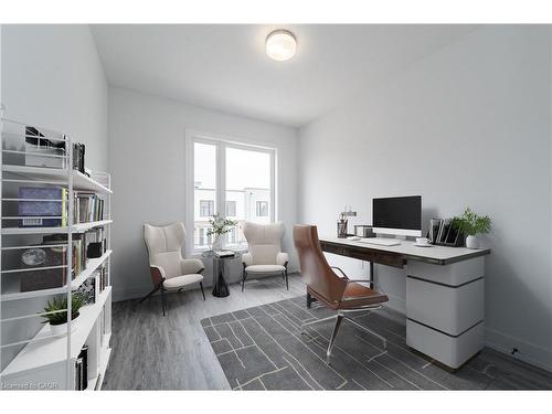 8-99 Roger Street, Waterloo, ON - Indoor Photo Showing Office