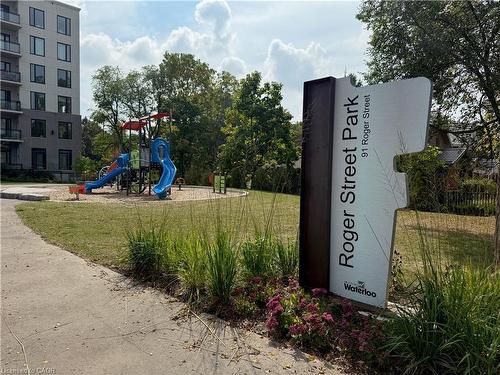 8-99 Roger Street, Waterloo, ON - Outdoor