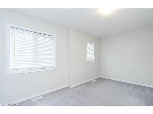 76-3200 Singleton Avenue, London, ON - Indoor Photo Showing Other Room