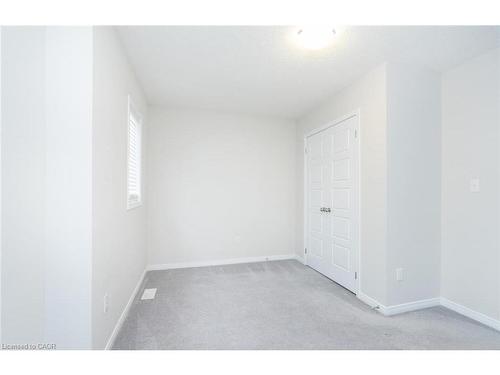 76-3200 Singleton Avenue, London, ON - Indoor Photo Showing Other Room