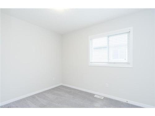 76-3200 Singleton Avenue, London, ON - Indoor Photo Showing Other Room