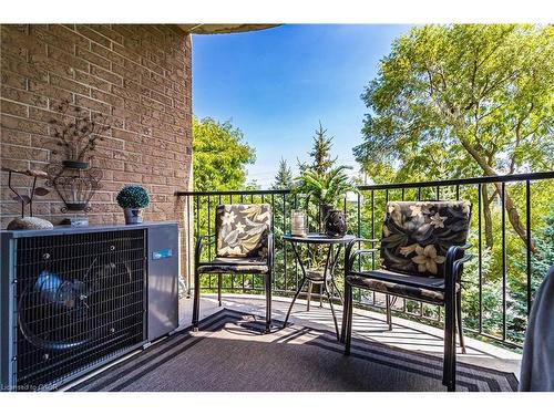 305-3497 Upper Middle Road, Burlington, ON - Outdoor With Balcony With Exterior