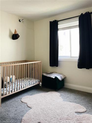 340 Pioneer Drive, Kitchener, ON - Indoor Photo Showing Bedroom