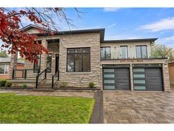 2091 Bridge Road  Oakville, ON L6L 2E8