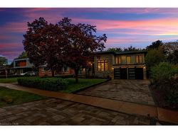 Upper-2091 Bridge Road  Oakville, ON L6L 2E8