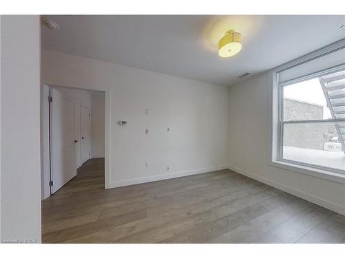 30 Main Street, Cambridge, ON 