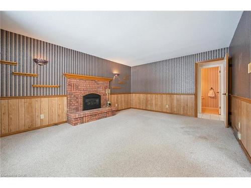 18 Woodview Court, Kitchener, ON - Indoor With Fireplace