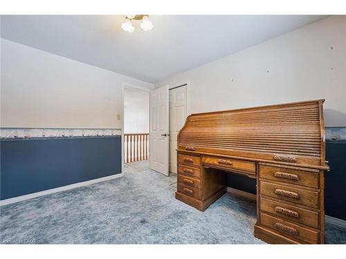18 Woodview Court, Kitchener, ON - Indoor Photo Showing Other Room