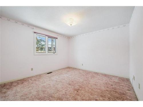 18 Woodview Court, Kitchener, ON - Indoor Photo Showing Other Room