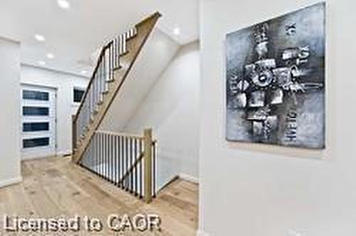 23 Melbourne Street, Hamilton, ON - Indoor Photo Showing Other Room