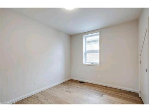 23 Melbourne Street, Hamilton, ON - Indoor Photo Showing Other Room