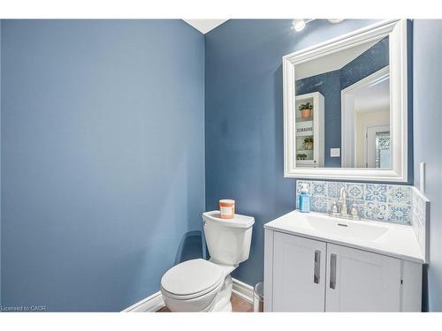 75 Etherington Crescent, Binbrook, ON - Indoor Photo Showing Bathroom