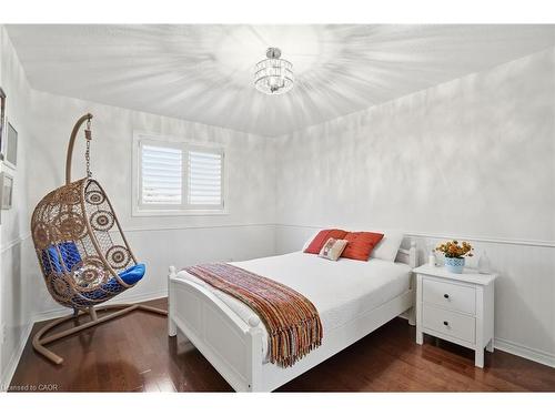 75 Etherington Crescent, Binbrook, ON - Indoor Photo Showing Bedroom