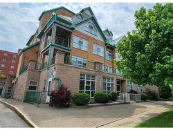 102-19 Lake Avenue S Stoney Creek, ON L8G 2V1