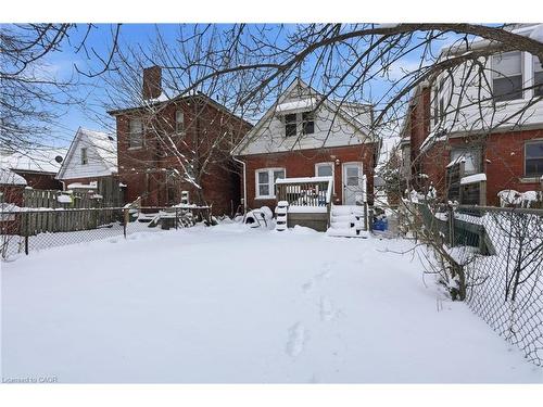 34 Balsam Avenue N, Hamilton, ON - Outdoor