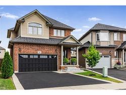 209 Echovalley Drive  Stoney Creek, ON L8J 0H1