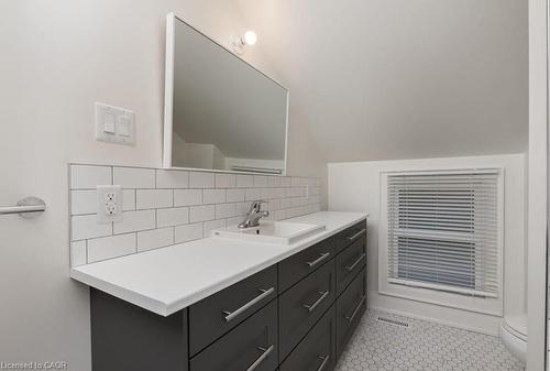 14 Young Street W, Waterloo, ON 