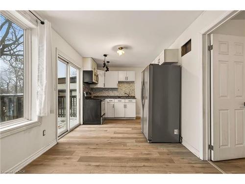 218 East 8Th Street, Hamilton, ON - Indoor Photo Showing Other Room