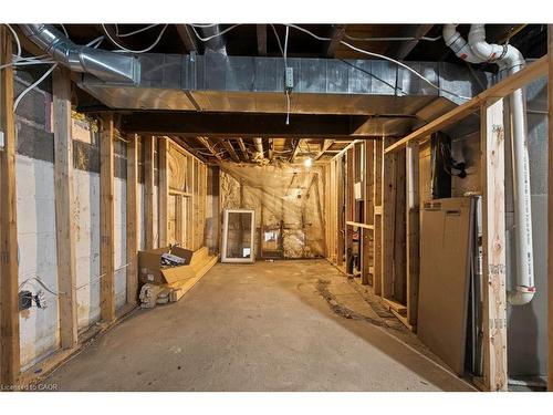 218 East 8Th Street, Hamilton, ON - Indoor Photo Showing Basement