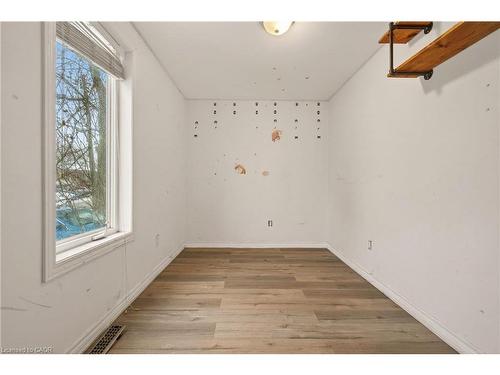 218 East 8Th Street, Hamilton, ON - Indoor Photo Showing Other Room