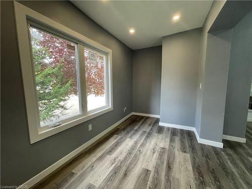 49 Madison Avenue N, Kitchener, ON - Indoor Photo Showing Other Room