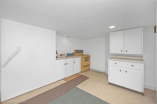 264 Gray Road, Stoney Creek, ON - Indoor Photo Showing Kitchen