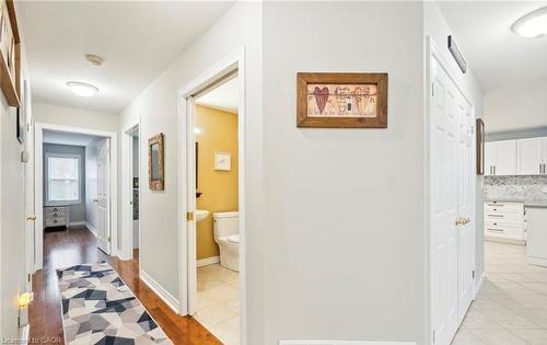 996 Beach Boulevard, Hamilton, ON - Indoor Photo Showing Other Room