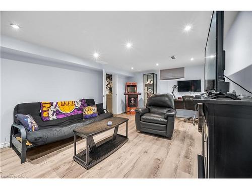 541 Courtland Avenue E, Kitchener, ON - Indoor