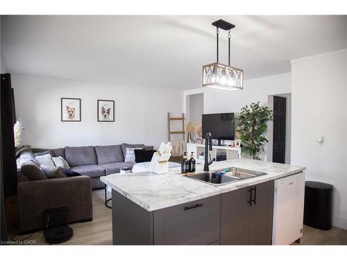 948 Mcdowell Road E, Simcoe, ON - Indoor