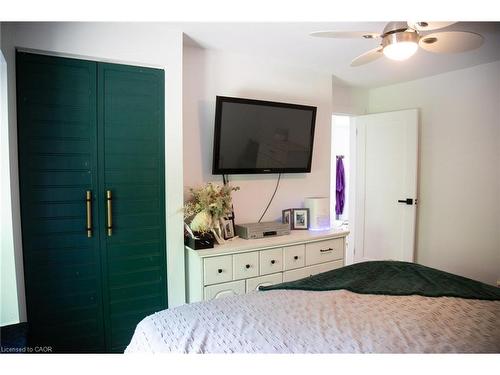 948 Mcdowell Road E, Simcoe, ON - Indoor Photo Showing Bedroom