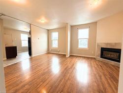 3-340 1/2 Barton Street E Hamilton, ON L8L 2X7