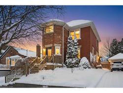 32 Dane Street  Kitchener, ON N2H 3H7