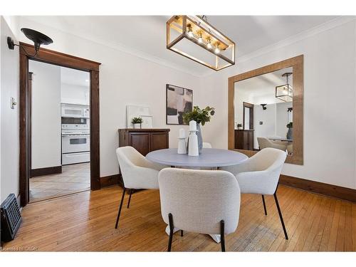 32 Dane Street, Kitchener, ON - Indoor Photo Showing Dining Room