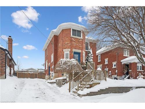 32 Dane Street, Kitchener, ON - Outdoor