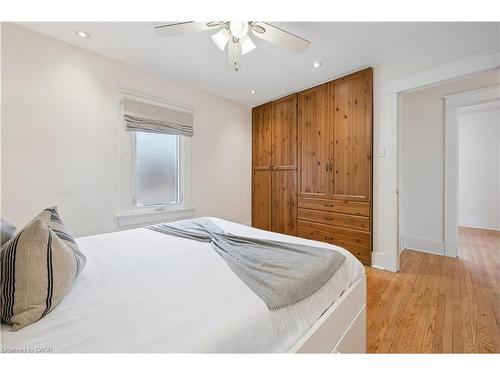 32 Dane Street, Kitchener, ON - Indoor Photo Showing Bedroom